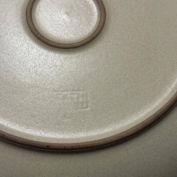 HEATH Ceramics Sandlewood Tan Coupe Shape Dinner Plates 11” Set Of 2 California - Picture 8 of 8